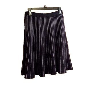 Chelsea & Theodore Skater Skirt Womens Size L Knit Black White Grid Pattern